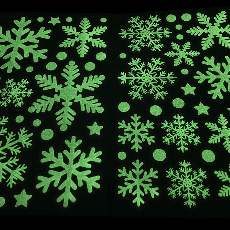 クリスマスのスノーフレークステッカー,家のためのメリークリス - Snowflake Window Decal のレビューと価格
