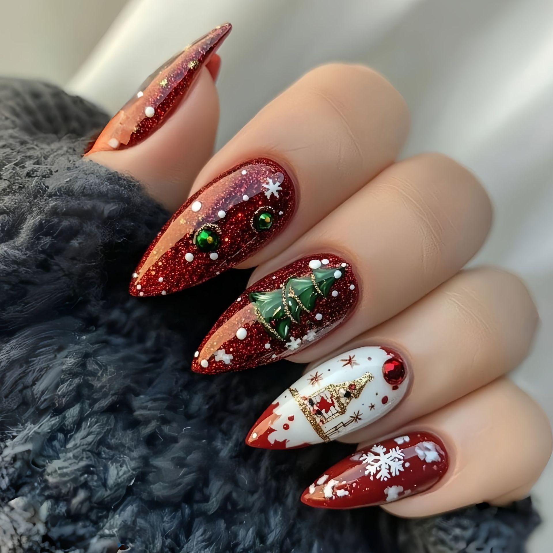 クリスマスパーティー用ミディアムフェイクネイル 雪の結晶 ク - Christmas Tree Artificial のレビューと価格