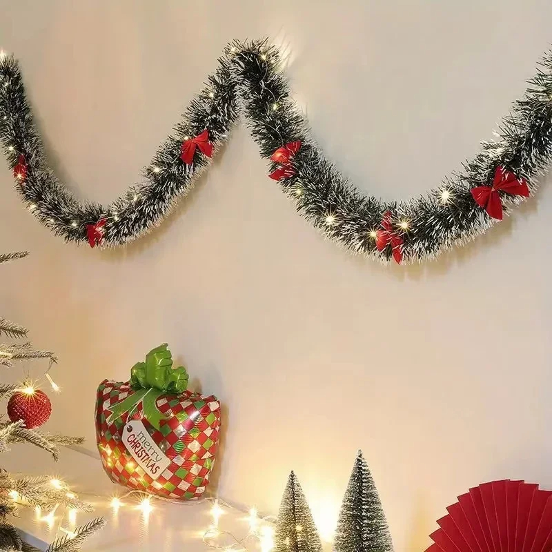 2M LEDライト付きクリスマスティンセルガーランド、光沢の - Tinsel Garland Decoration のレビューと価格
